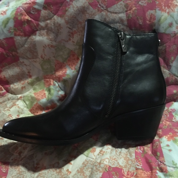NWOB Patricia Nash Black Suzanna Booties SZ 10 - Picture 8 of 10